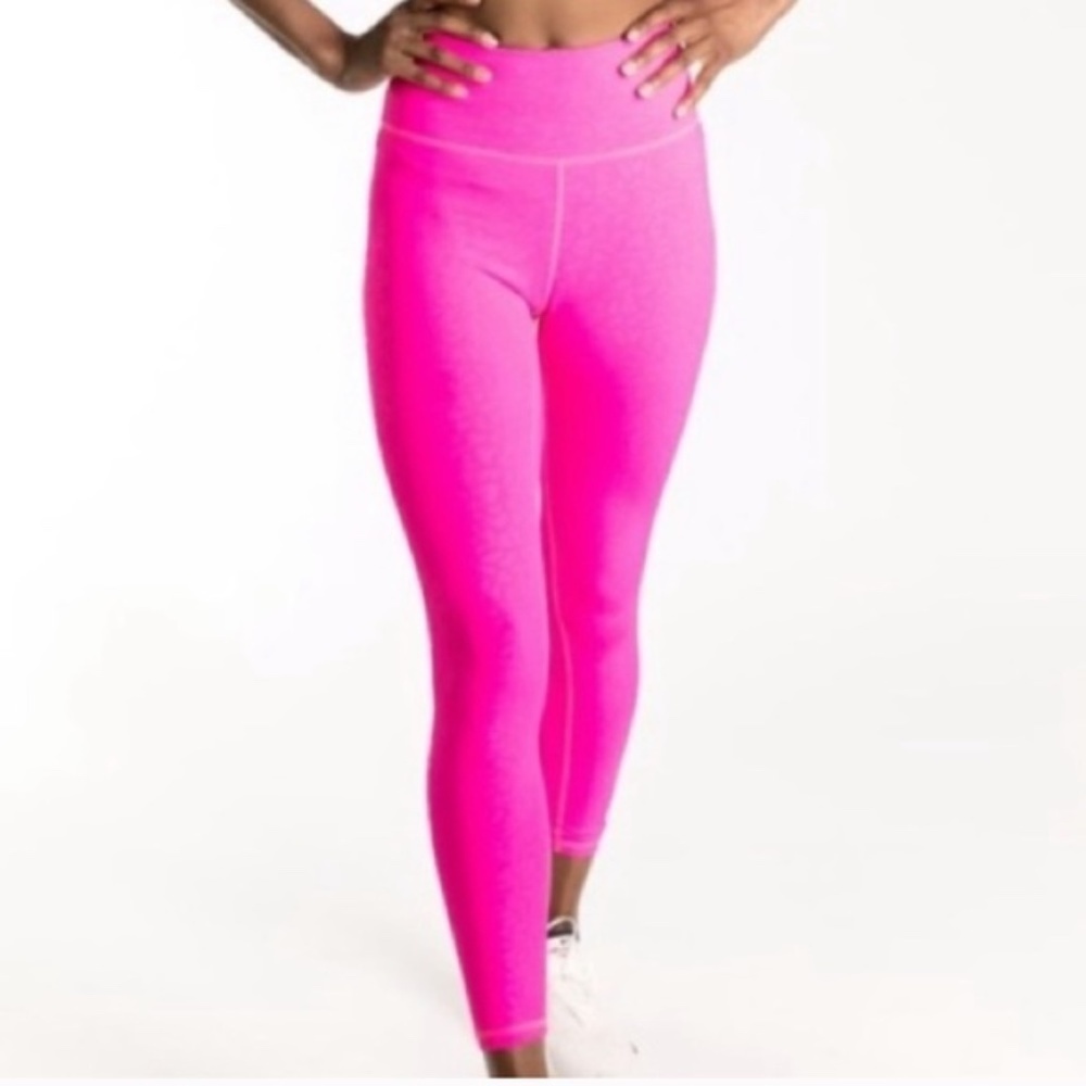 NWOT IVL Collection Hot Pink Chi Chi Leggings